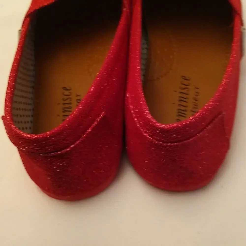 NWT Reminisce girls red glitter shoes. Size 6/31
